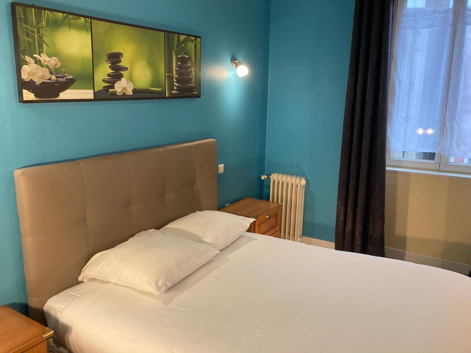 Aigle D'Or Hotel Thiers Kültér fotó