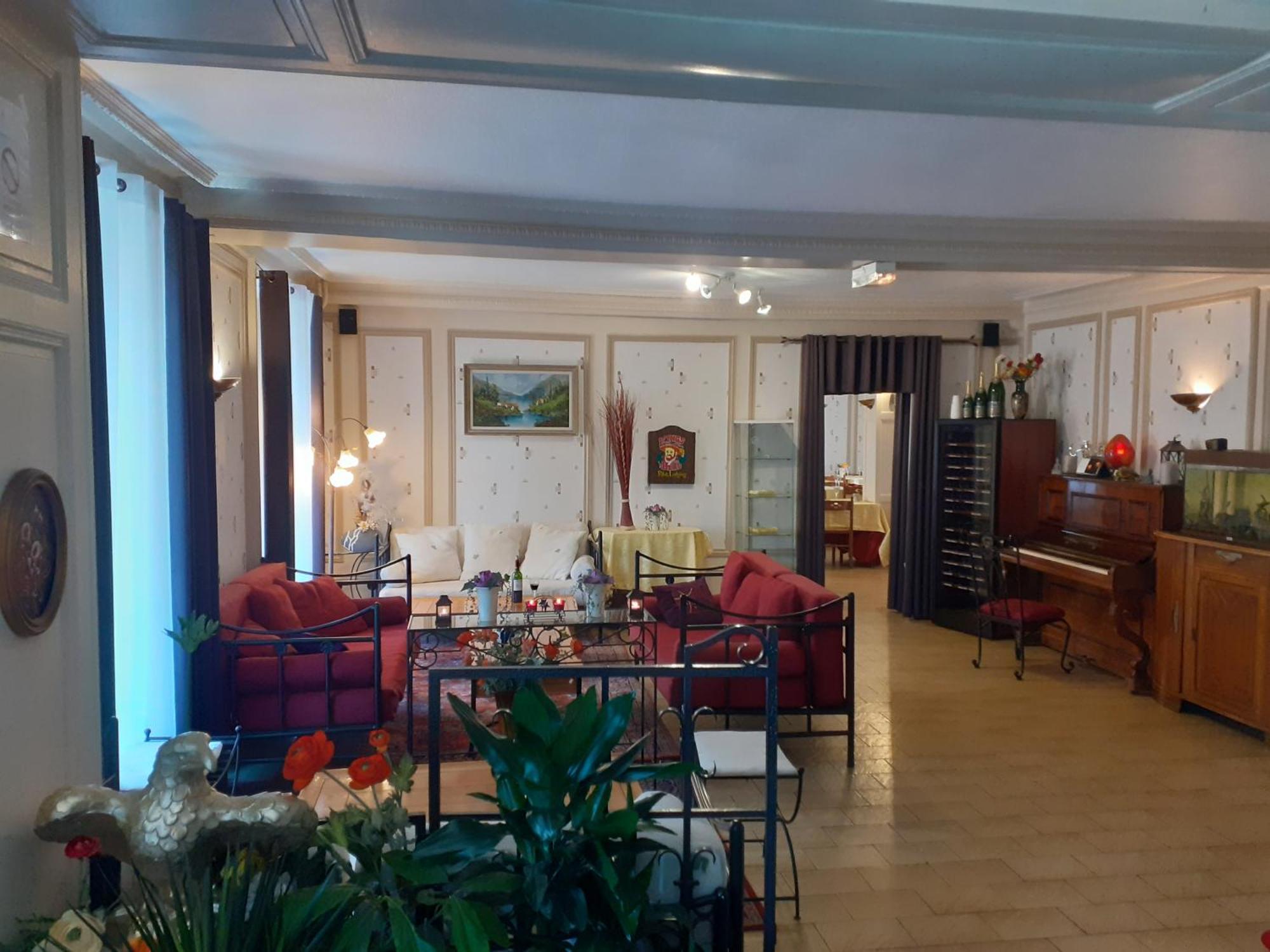 Aigle D'Or Hotel Thiers Kültér fotó